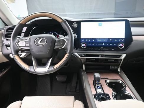 Used 2023 Lexus RX 350 FWD w/ Cold Area Package image 9