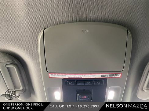 Used 2023 Toyota Camry XLE image 32