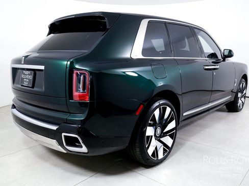 Used 2026 Rolls-Royce Cullinan AWD/4WD image 2