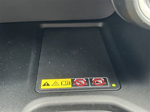 Used 2026 Toyota Grand Highlander XLE image 33