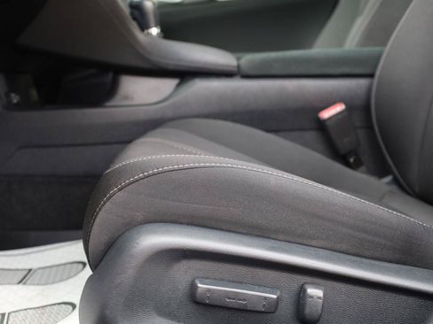 Used 2019 Honda Civic EX image 16