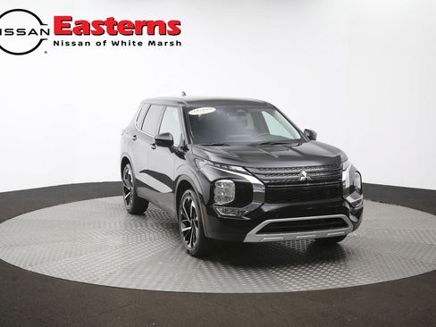 Used 2024 Mitsubishi Outlander AWD image 50