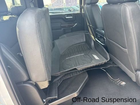 Used 2023 GMC Sierra 2500 SLT w/ SLT Premium Package image 31