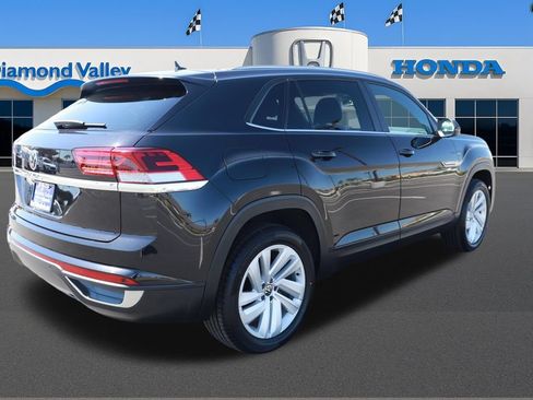 Used 2020 Volkswagen Atlas Cross Sport SE FWD image 7