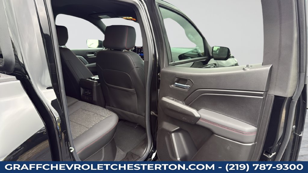 Used 2023 Chevrolet Colorado Z71 AWD/4WD image 37