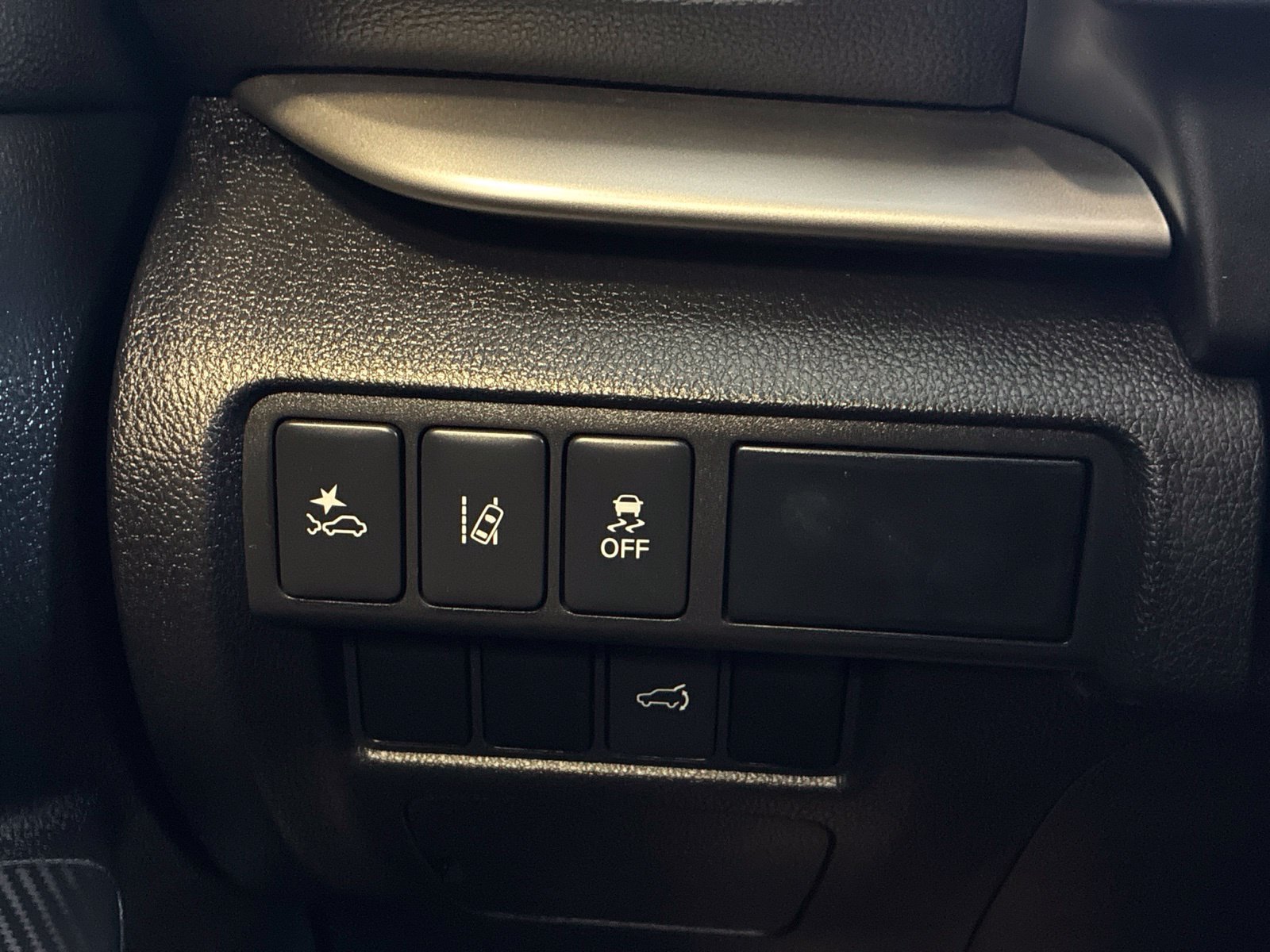 Used 2025 Mitsubishi Eclipse Cross SE AWD/4WD image 19