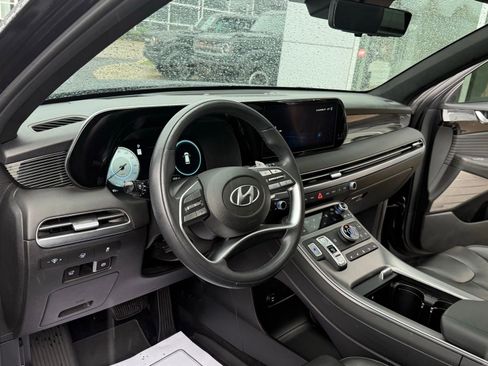 Used 2024 Hyundai Palisade Calligraphy image 36