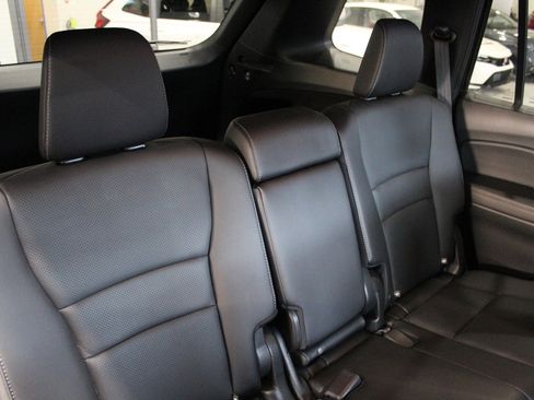 Certified 2023 Honda Passport EX-L image 21