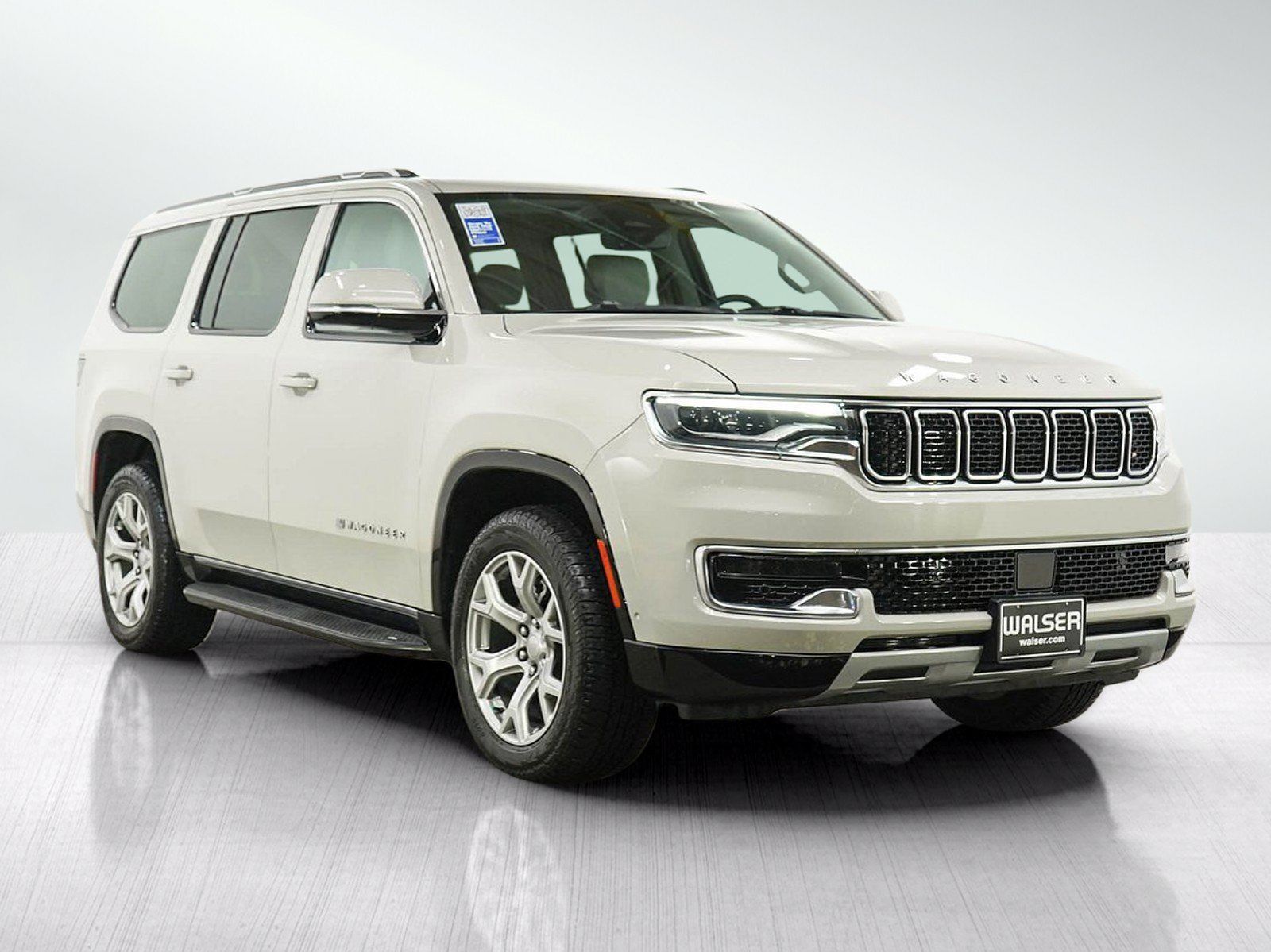 Used 2022 Jeep Wagoneer Series II AWD/4WD image 7