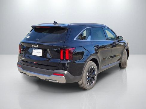 New 2026 Kia Sorento S image 6