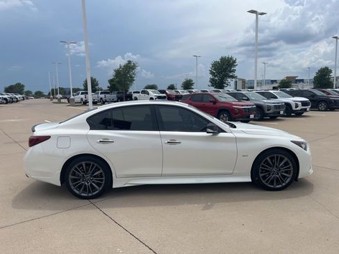 Used 2019 INFINITI Q50 Luxe w/ Cargo Package (L96) RWD image 7