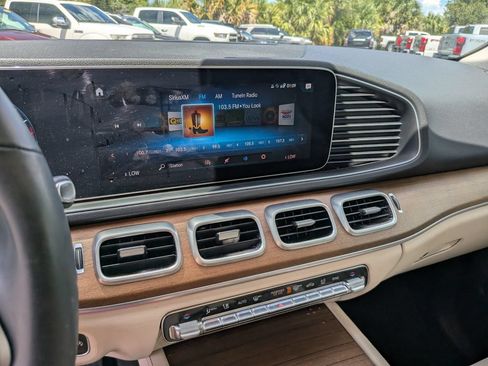 Used 2021 Mercedes-Benz GLE 350 image 21