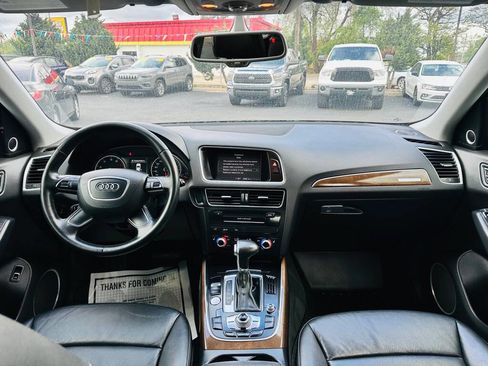Used 2017 Audi Q5 2.0T Premium Plus w/ Technology Package AWD/4WD image 9