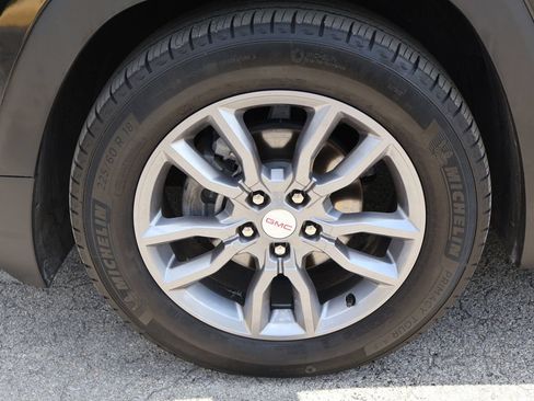 Used 2024 GMC Terrain SLT FWD image 21