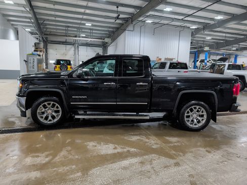 Used 2018 GMC Sierra 1500 SLT w/ SLT Premium Package image 5