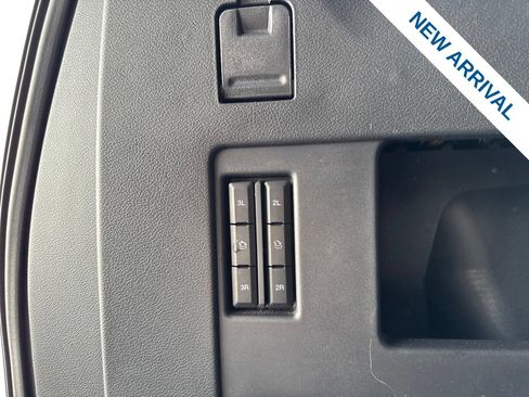 Used 2024 Ford Expedition Limited AWD/4WD image 14