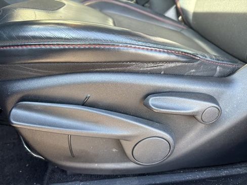 Used 2016 Jeep Cherokee Trailhawk image 21