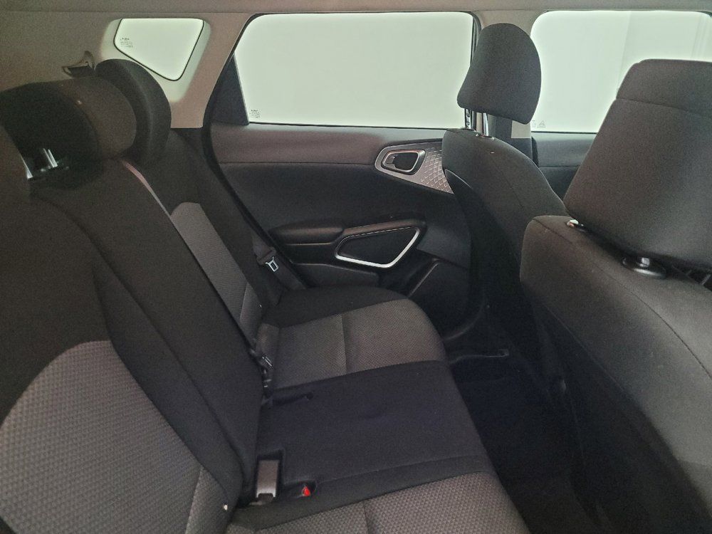 Used 2022 Kia Soul LX w/ Technology Package FWD image 19