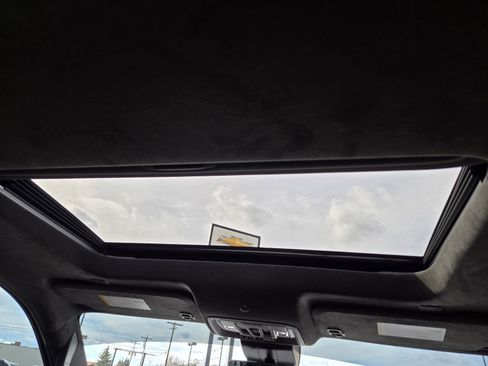 Used 2024 GMC Sierra 2500 Denali Ultimate image 33