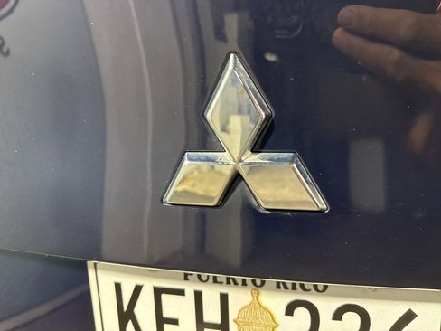 Used 2023 Mitsubishi Outlander ES image 19