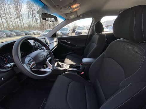 Used 2019 Hyundai Elantra GT image 16