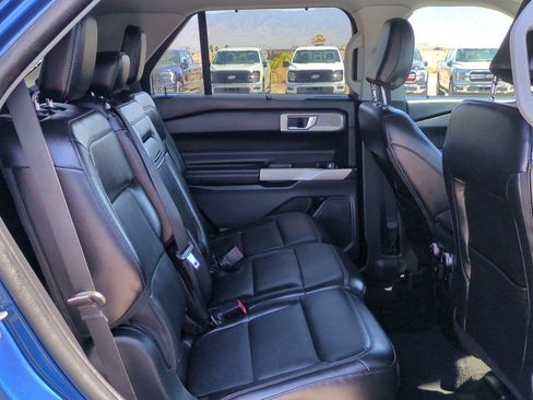 Used 2022 Ford Explorer Limited w/ Class IV Trailer Tow Package AWD/4WD image 30