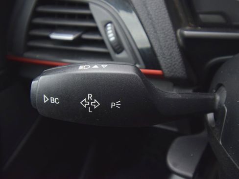 Used 2016 BMW 228i Convertible image 38