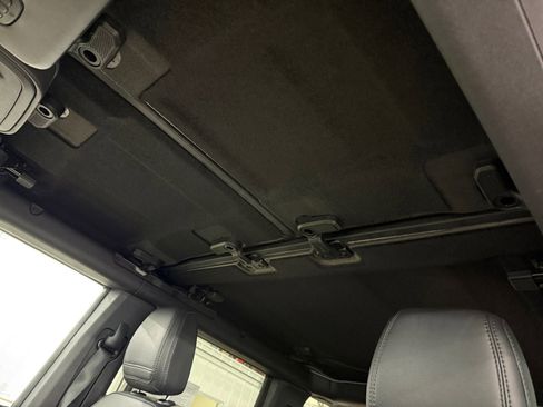 Used 2023 Ford Bronco Wildtrak AWD/4WD image 29