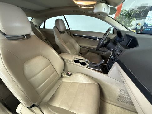 Used 2010 Mercedes-Benz E 550 Coupe image 22