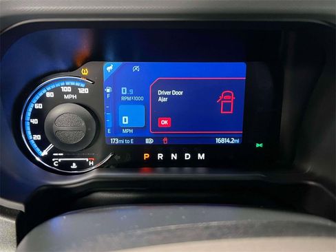 Used 2024 Ford Bronco Everglades image 24