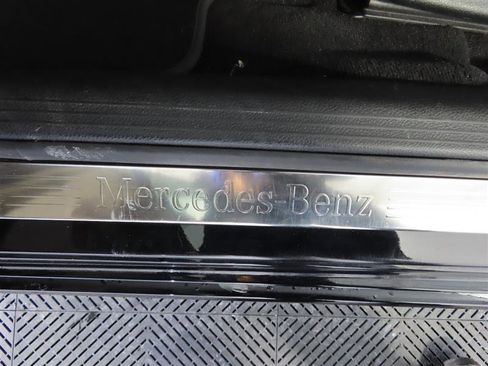 Used 2018 Mercedes-Benz C 300 C 300 image 17