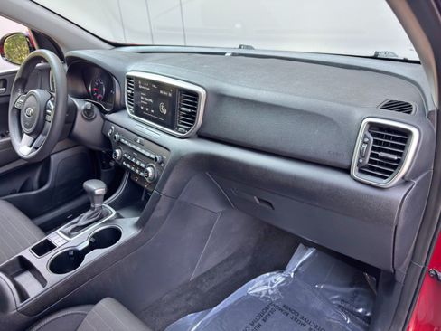 Used 2022 Kia Sportage LX w/ LX AWD Value Edition Package image 13