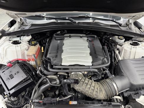 Used 2016 Chevrolet Camaro SS image 25