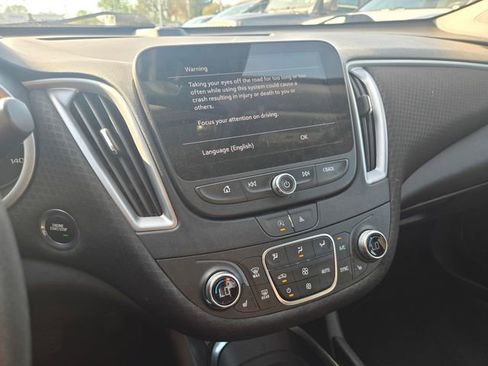 Used 2023 Chevrolet Malibu LT image 16