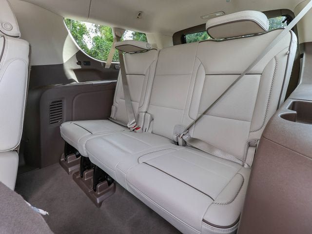 Used 2022 GMC Yukon XL Denali RWD image 29