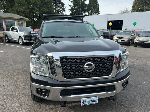 Used 2017 Nissan Titan SV AWD/4WD image 1
