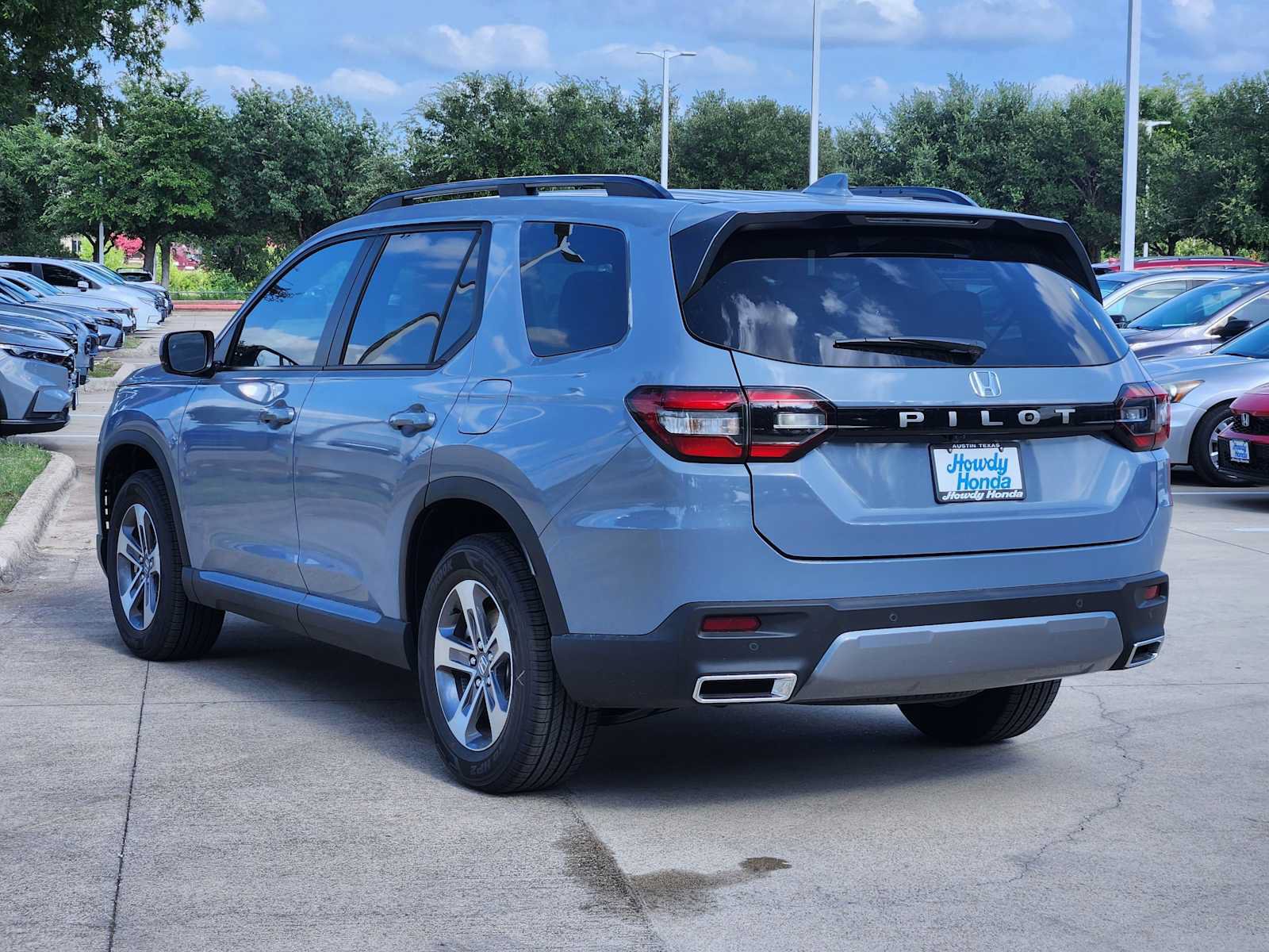 New 2026 Honda Pilot EX-L image 4