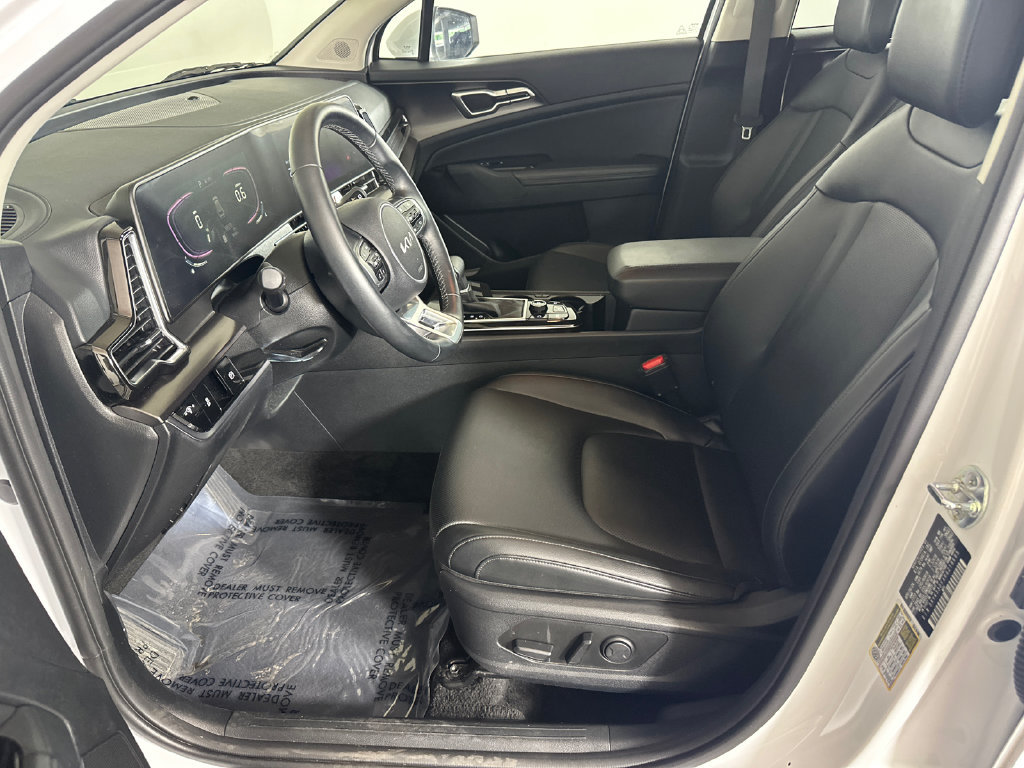 Used 2024 Kia Sportage EX FWD image 9