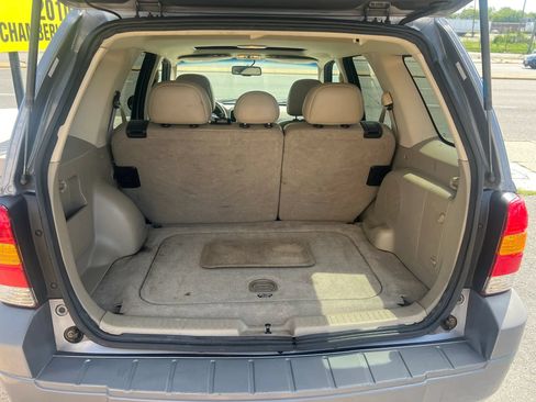 Used 2007 Ford Escape Limited FWD image 17