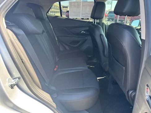 Used 2022 Buick Encore Preferred w/ Safety Package II image 20