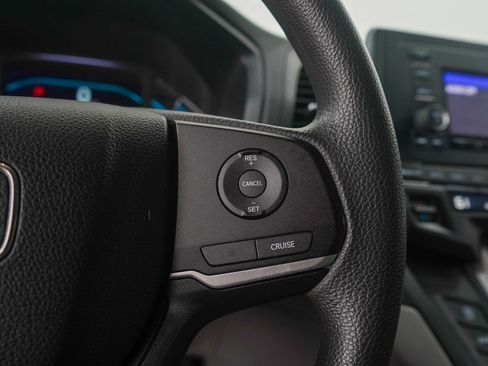 Used 2020 Honda Odyssey LX image 25