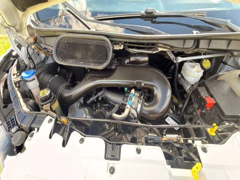 Used 2018 Ford Transit 250 148 Medium Roof RWD image 22