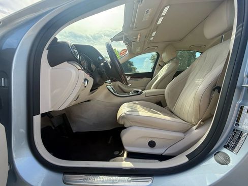 Used 2018 Mercedes-Benz E 300 image 9