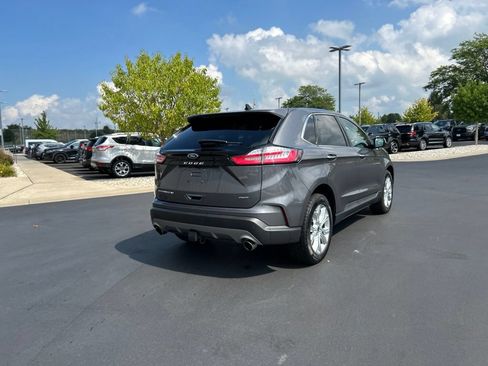 Certified 2022 Ford Edge Titanium w/ Equipment Group 301A AWD/4WD image 8