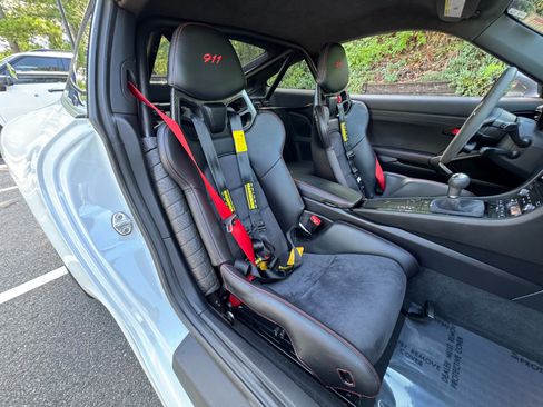 Used 2019 Porsche 911 Carrera image 50