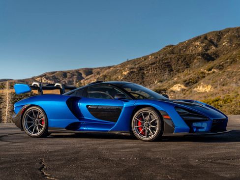 Used 2019 McLaren Senna image 75