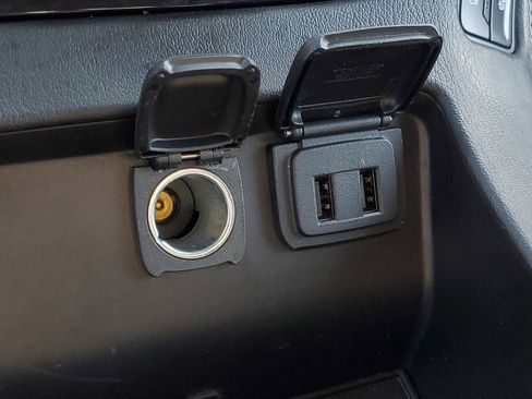 Used 2019 GMC Yukon SLT image 24