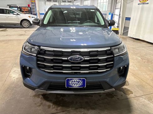 New 2026 Ford Explorer Active w/ Active Comfort Package AWD/4WD image 3