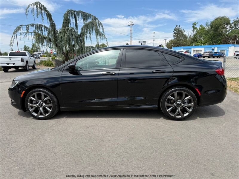 Used 2016 Chrysler 200 S w/ Navigation & Sound Group I AWD/4WD image 4