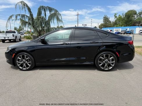 Used 2016 Chrysler 200 S w/ Navigation & Sound Group I AWD/4WD image 4